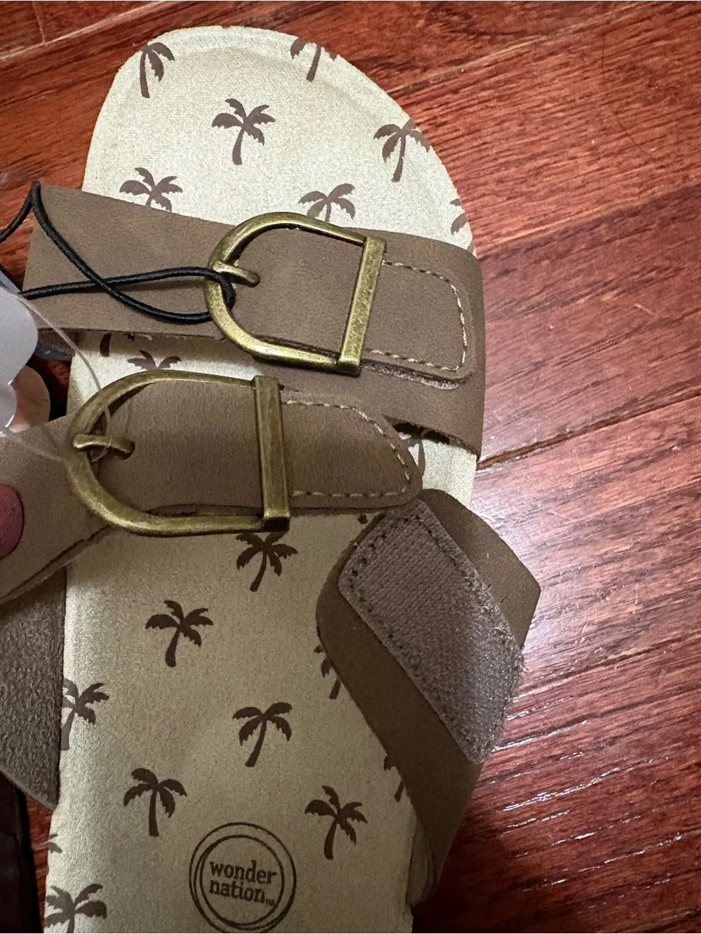 NEW Tan Palm-Print Buckle Slide Sandals with Gold Buckle size 6